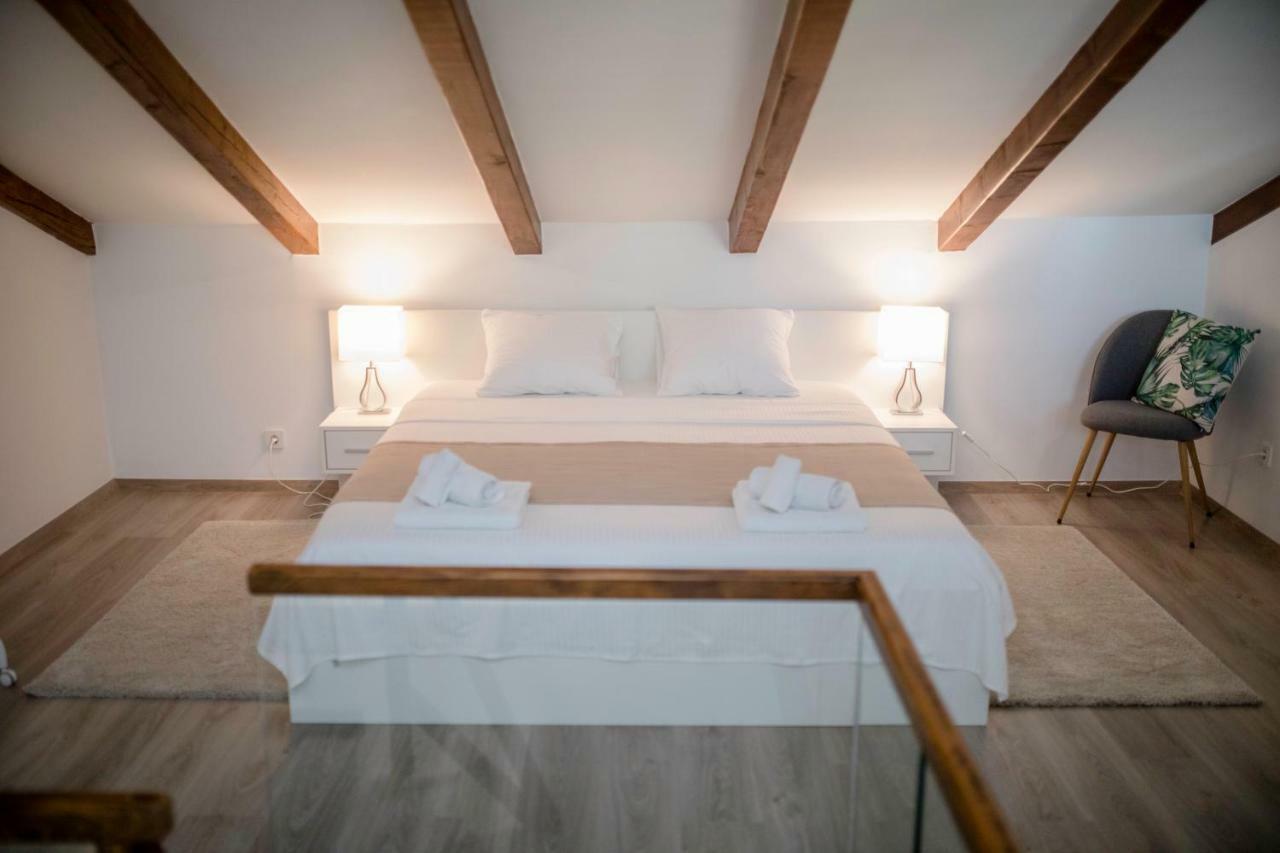 Villa Bella Banjol Buitenkant foto